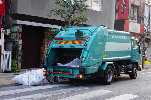 他にも要注意!燃えるごみに入れてはいけないごみ2選