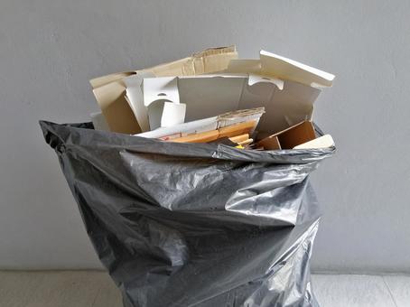 食品トレーや容器は「きれいな状態」で出すのが基本